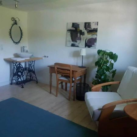 Ältestes Haus in Quentel - Ferienwohnung 1 mit kleinem Garten Lichtenau Exterior foto