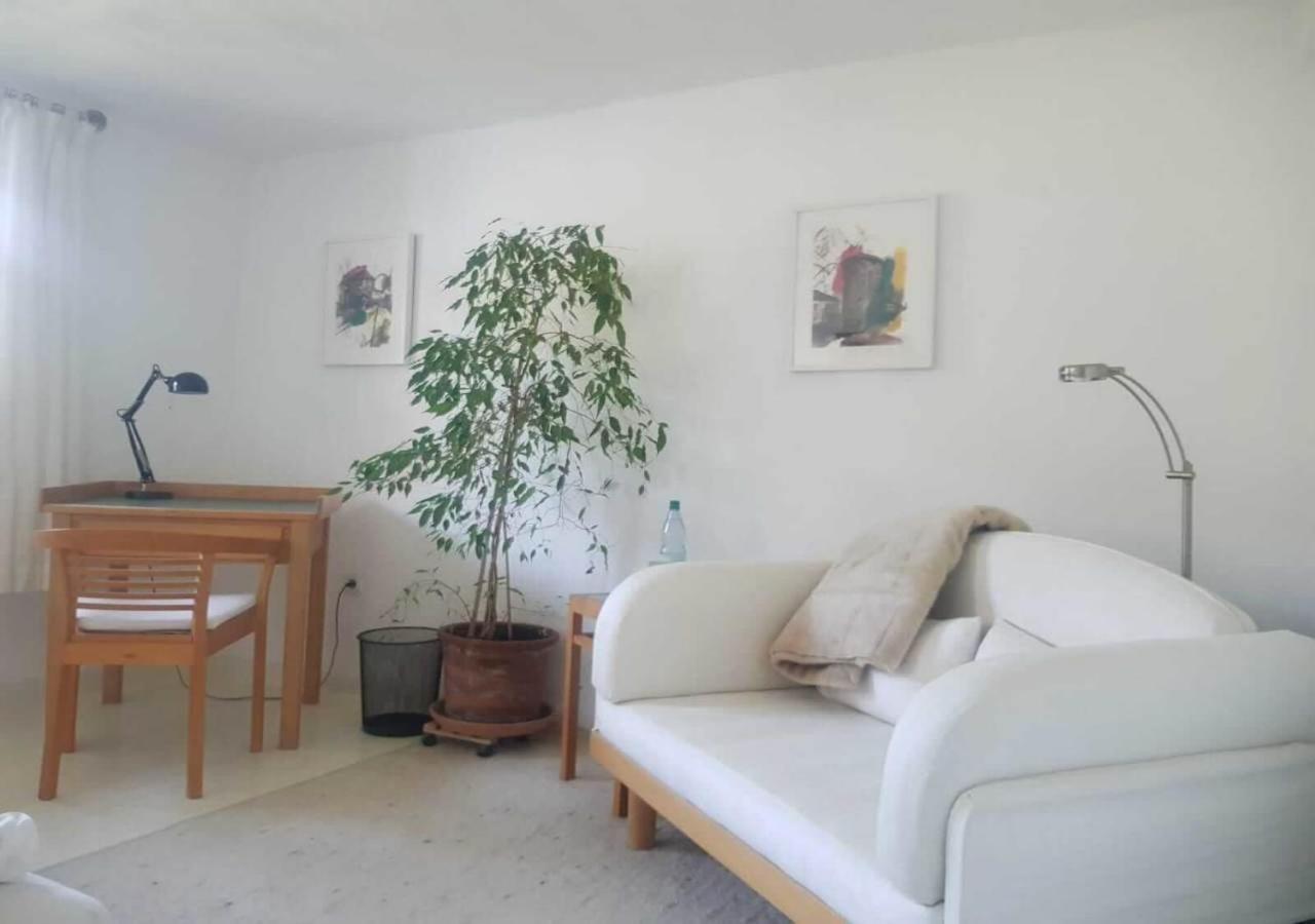Ältestes Haus in Quentel - Ferienwohnung 1 mit kleinem Garten Lichtenau Exterior foto