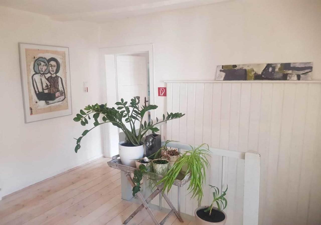 Ältestes Haus in Quentel - Ferienwohnung 1 mit kleinem Garten Lichtenau Exterior foto